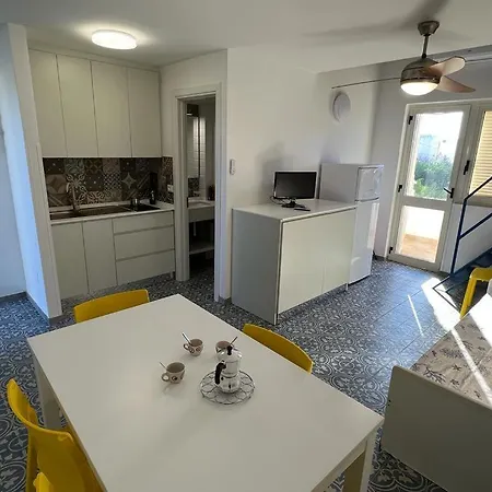 Casa vacanze Trilocali Sul Mare Torre Mozza